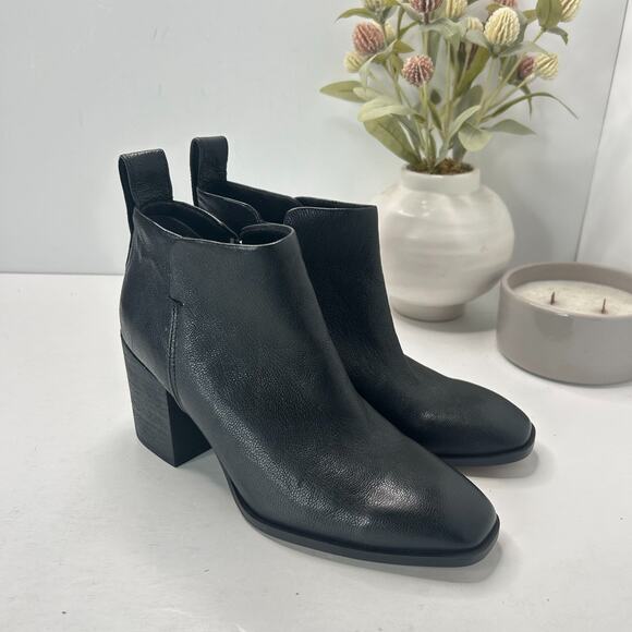 Vionic Lyssa Leather Heeled Ankle Boots Black Side Zip Square Toe Women's US 6 - Picture 1 of 10